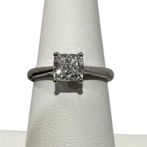 New 1.0 carat Cushion cut lab grown diamond solitaire ring